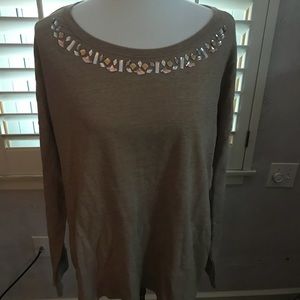 Jeweled beige sweat shirt. XXL. Comfort & sparkle